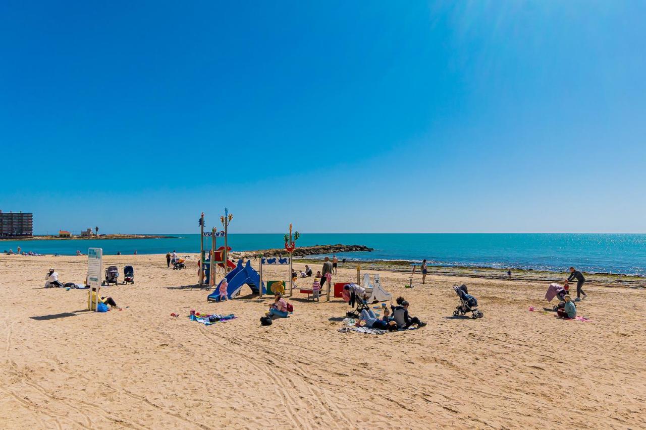 Apartamento Sunrise Orbiplaya Torrevieja Exteriör bild