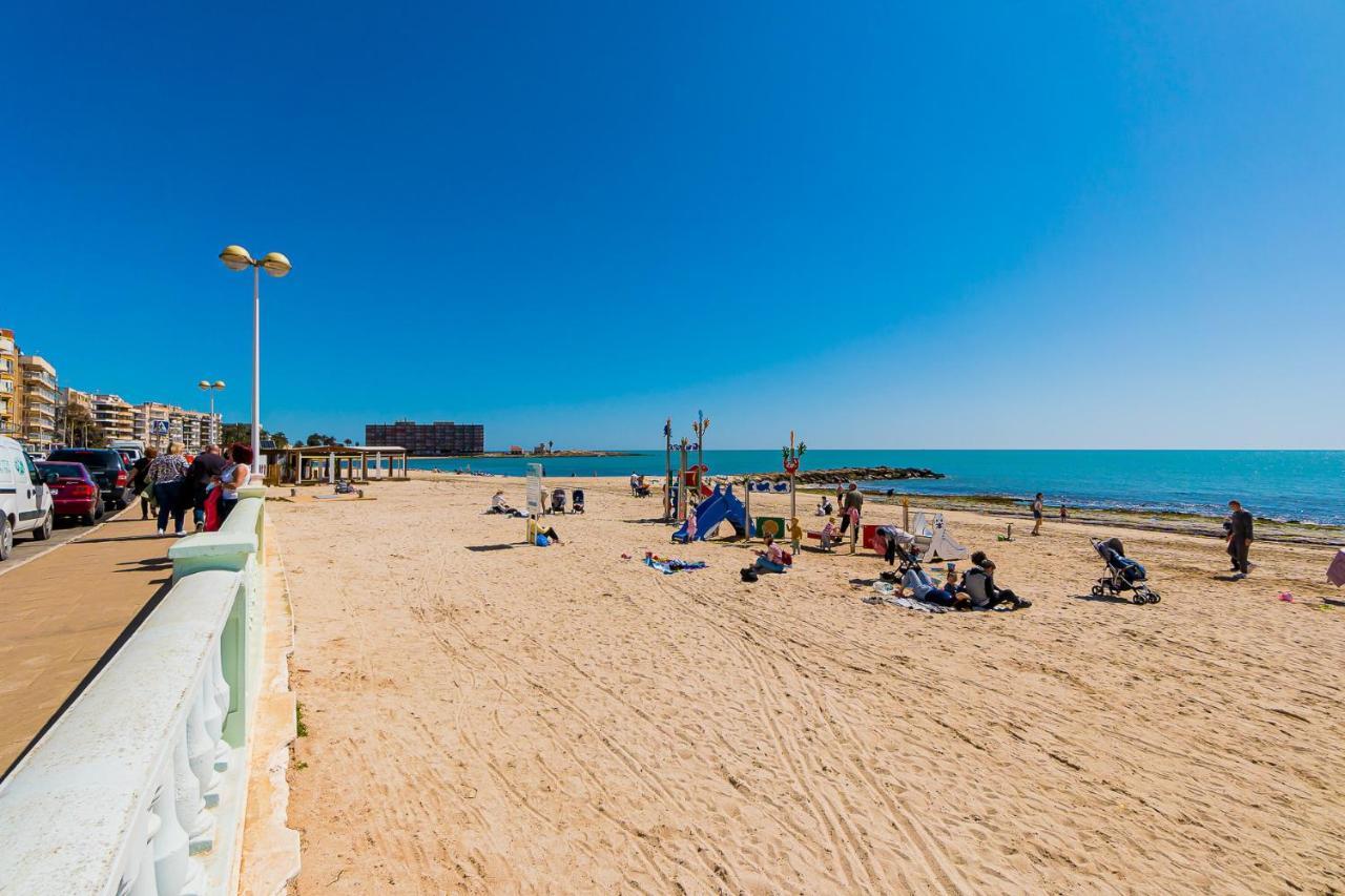 Apartamento Sunrise Orbiplaya Torrevieja Exteriör bild